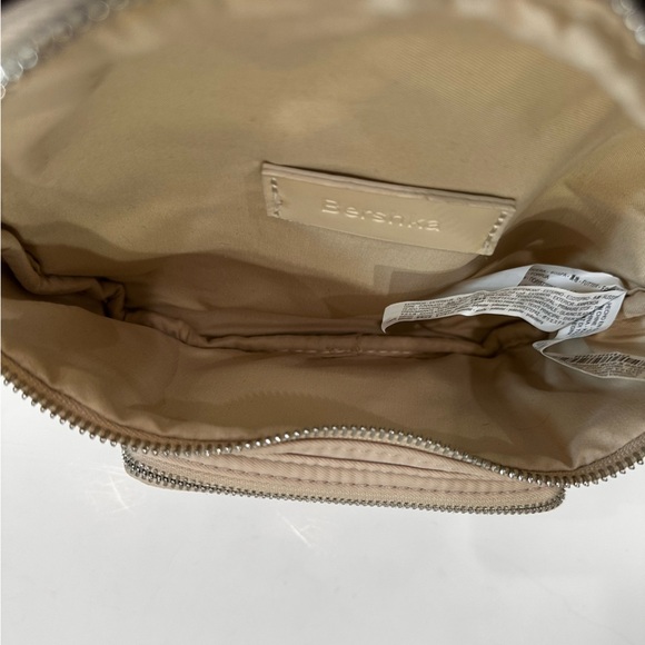 🤎Bershka Shoulder Bag - Tan (NWT)🤎 - Picture 8 of 11